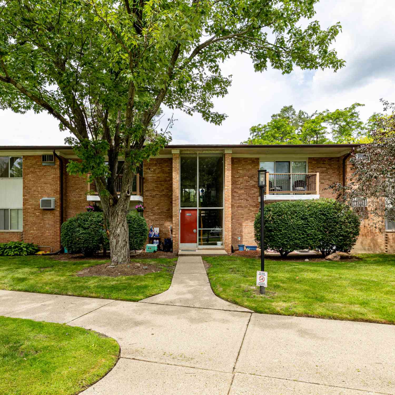 Condo For Sale - 1213 Island Drive #101<br/> Ann Arbor, MI 48105