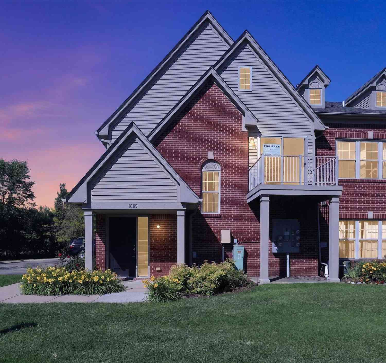 Condo For Sale - 1089 Addington Lane<br/> Ann Arbor, MI 48108