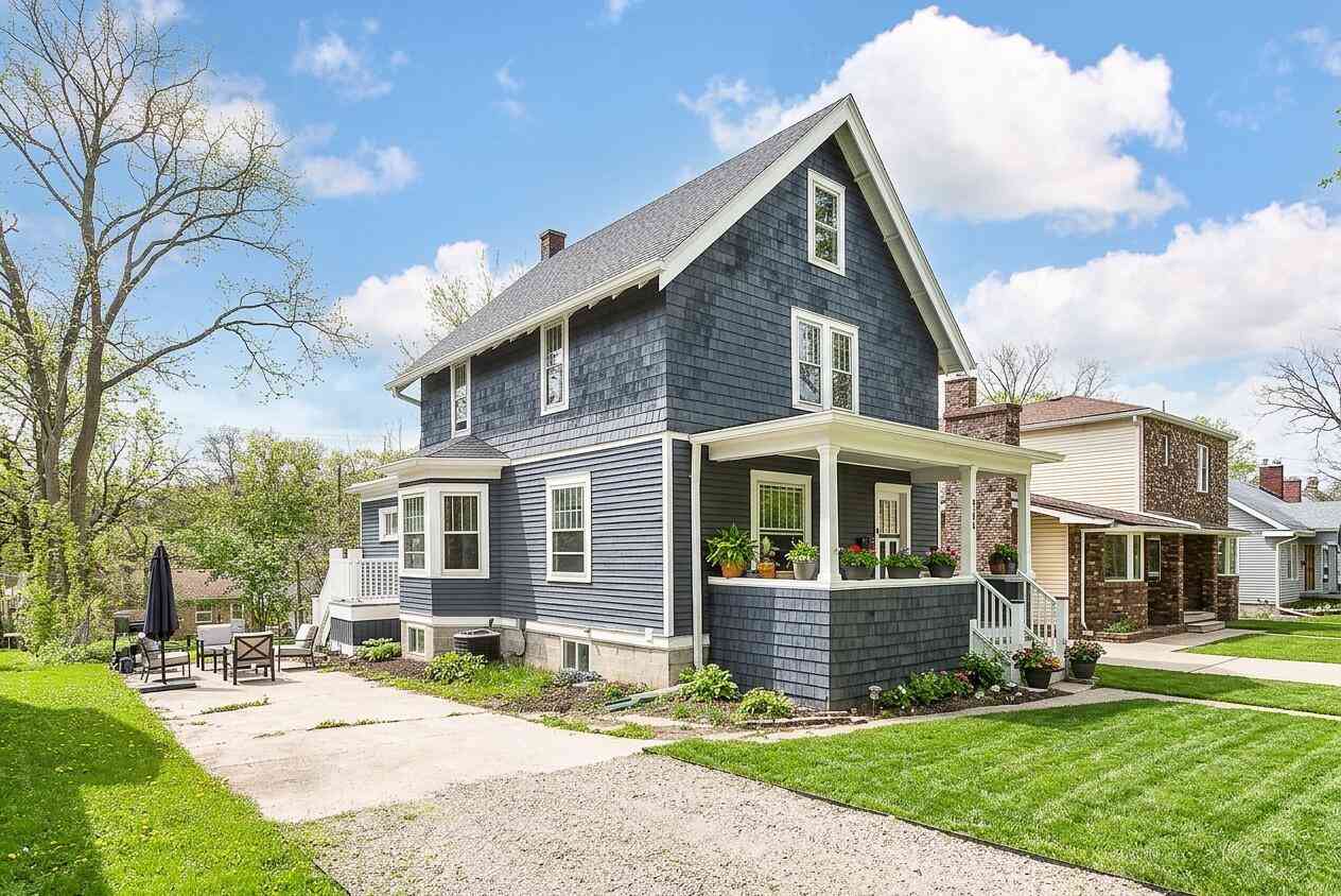 Homes For Sale - 706 S 7th Street<br/> Ann Arbor, MI 48103