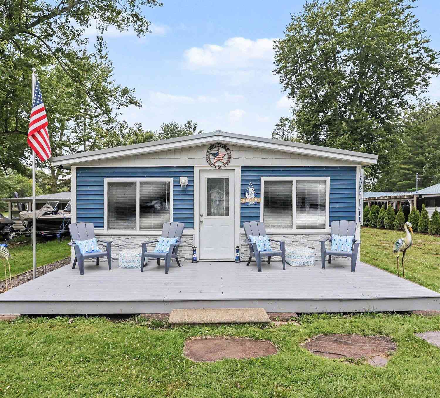 Homes For Sale - 43394 Elm Street<br/> Van Buren County, Bangor, MI 49013