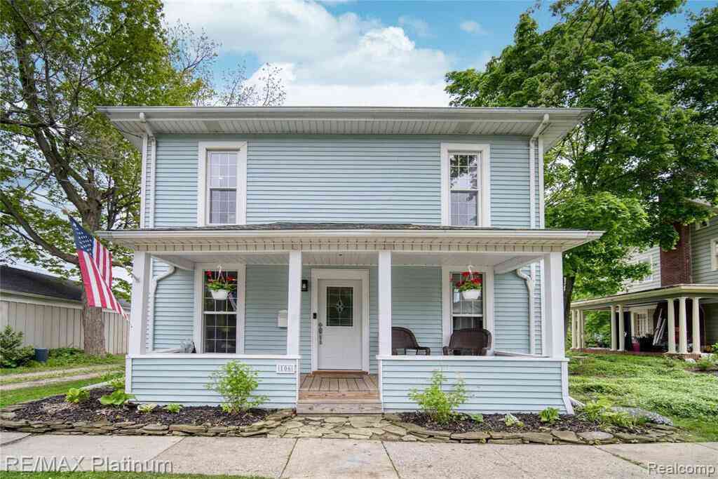 Homes For Sale - 106 S Maiden Lane<br/> Lenawee County, Tecumseh, MI 49286