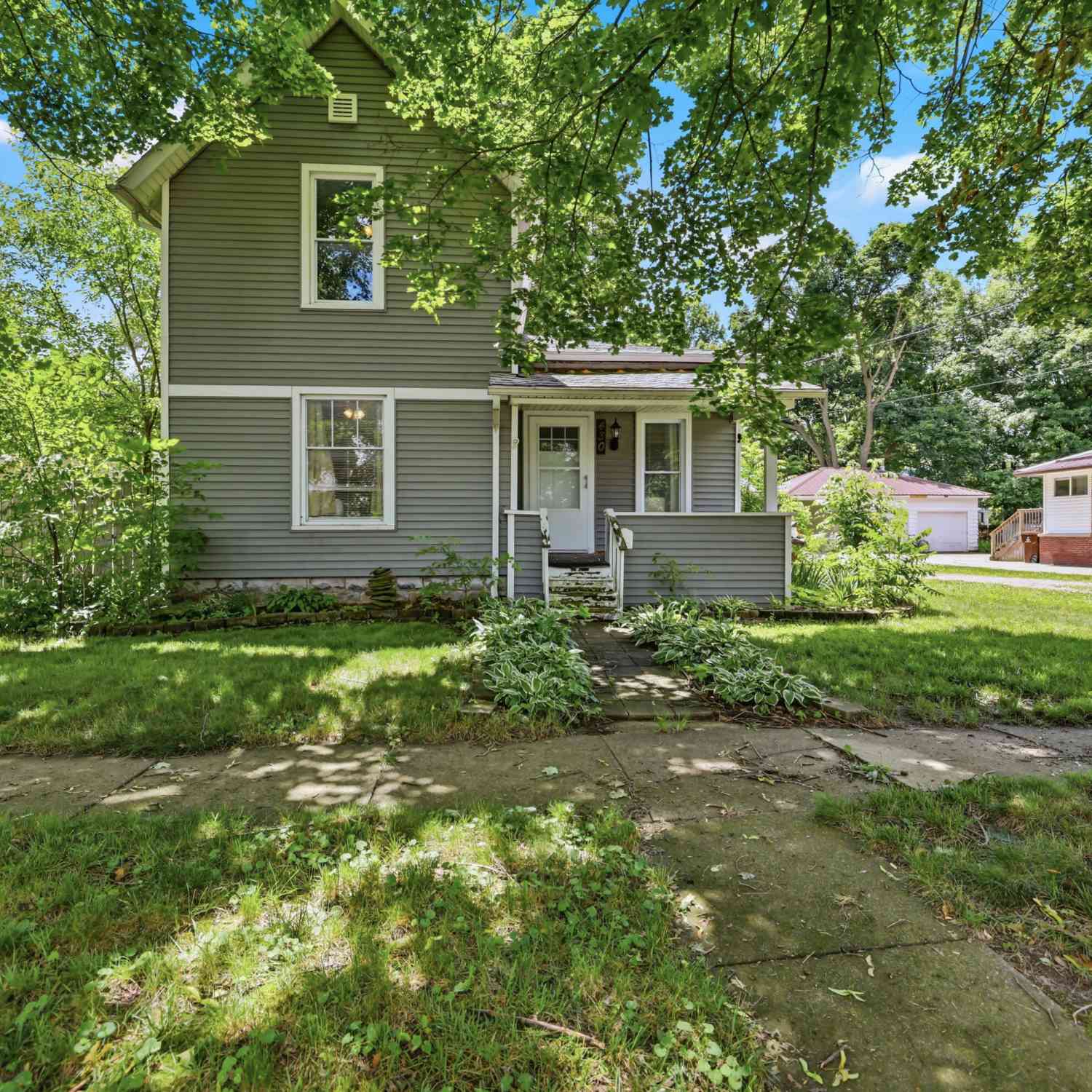 Homes For Sale - 430 E Bond Street<br/> Hastings, MI 49058