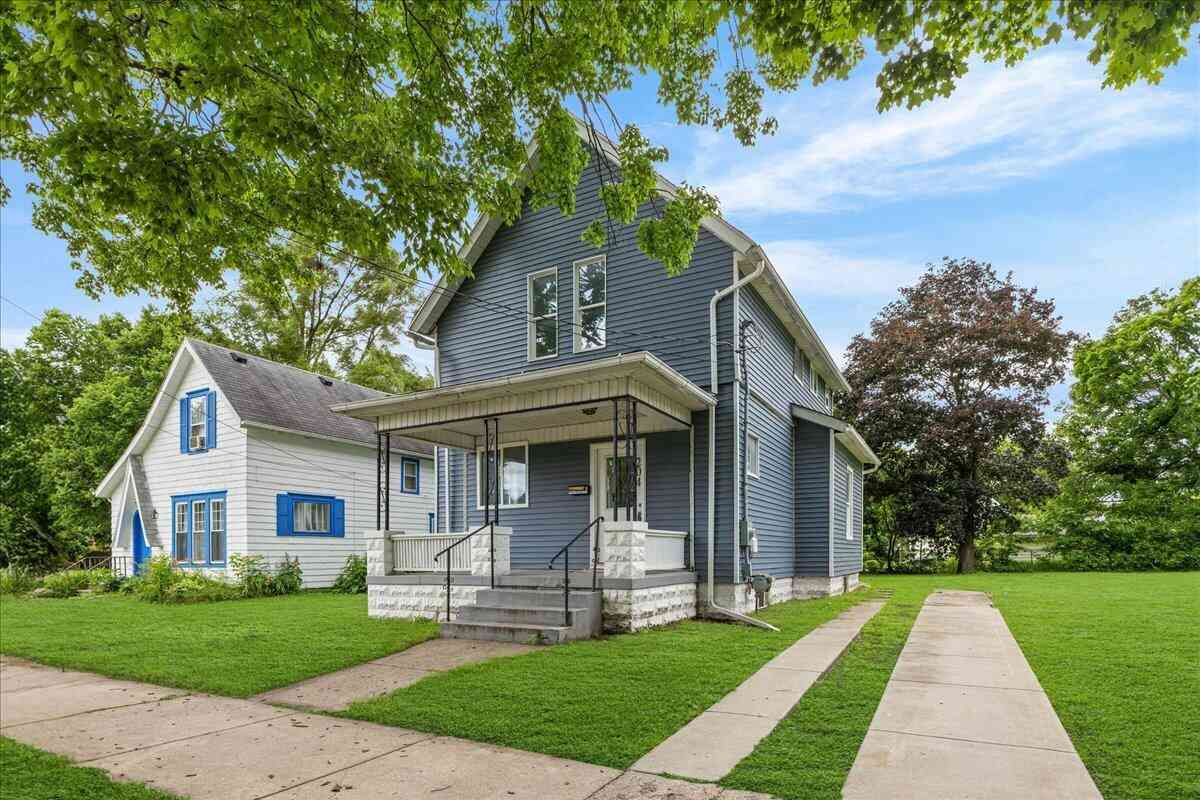 Homes For Sale - 204 Orange Street<br/> Jackson, MI 49202