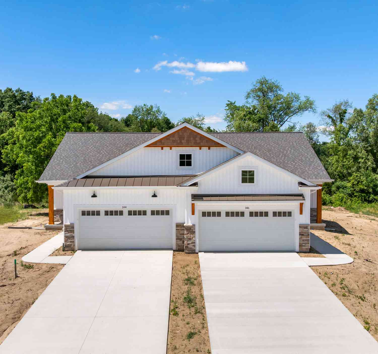 Condo For Sale - 146 Ashley Court<br/> Jackson County, Brooklyn, MI 49230