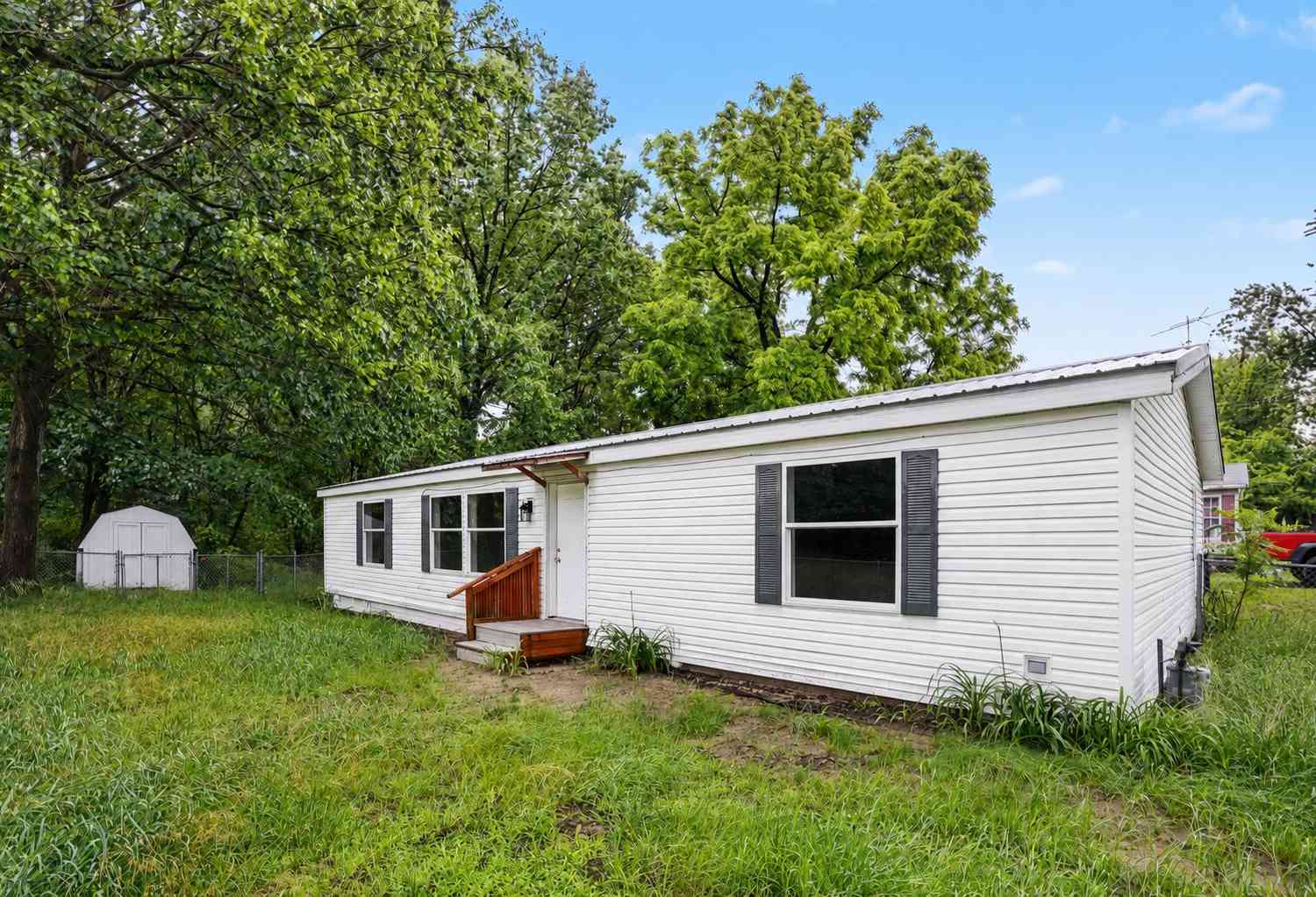 Mobile Home For Sale - 144 Peck Street<br/> Battle Creek, MI 49014