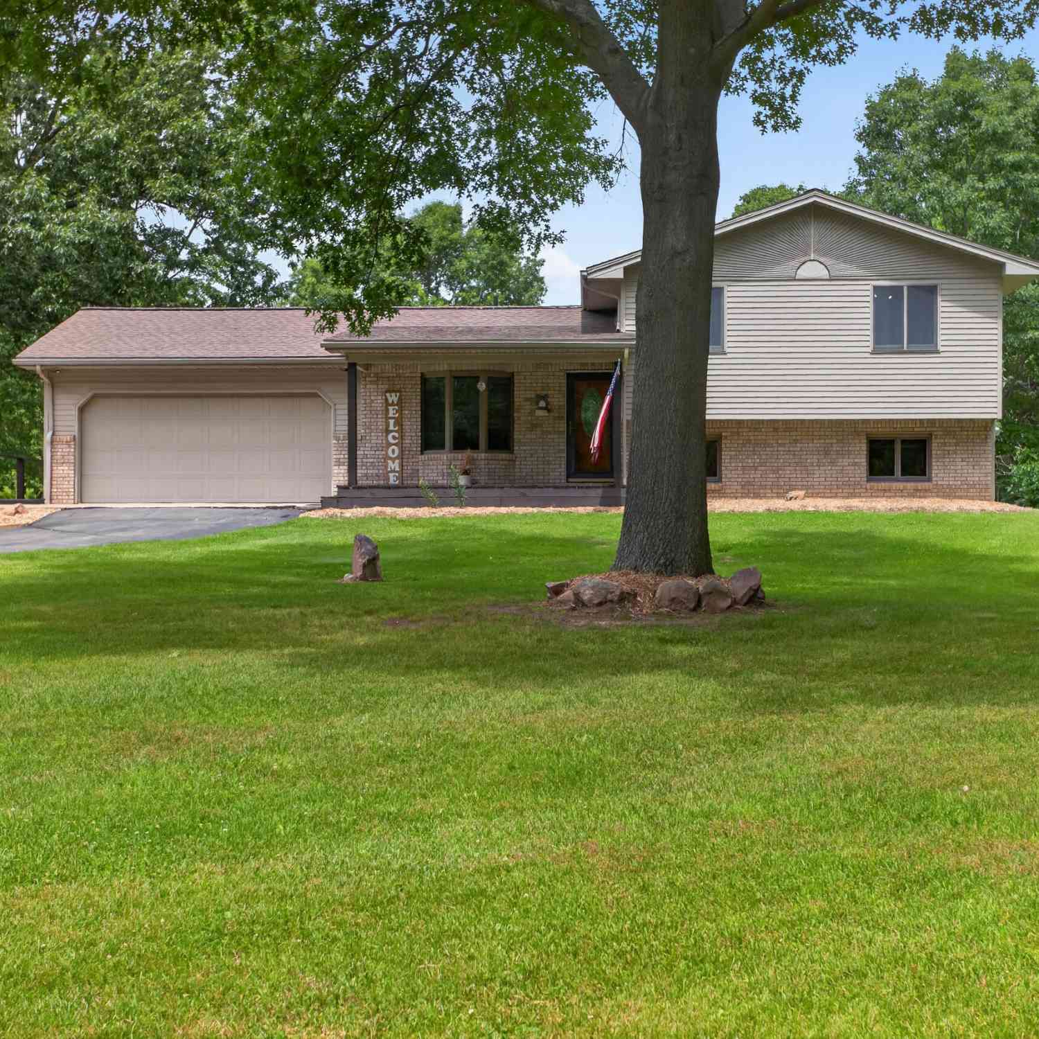 Homes For Sale - 14520 Wheaton Road<br/> Brooklyn, MI 49230