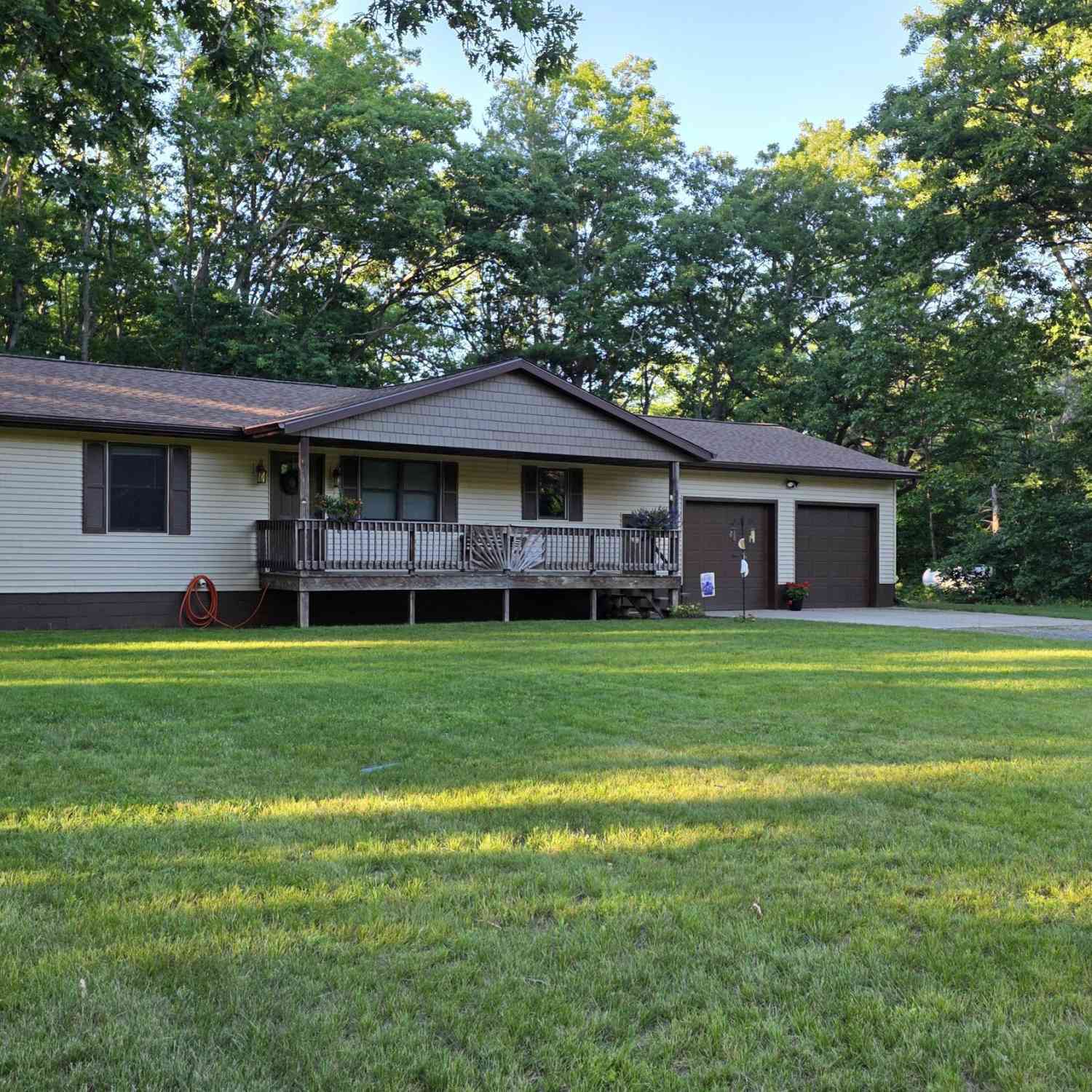 Homes For Sale - 384 E Wilke Road<br/> Oceana County, Rothbury, MI 49452
