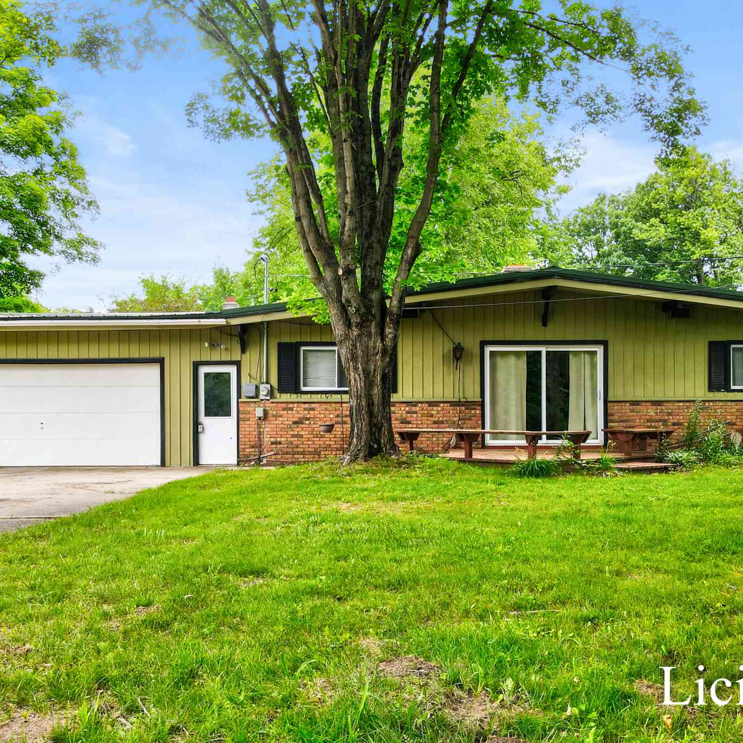 Homes For Sale - 9016 E M 20<br/> Hesperia, MI 49421