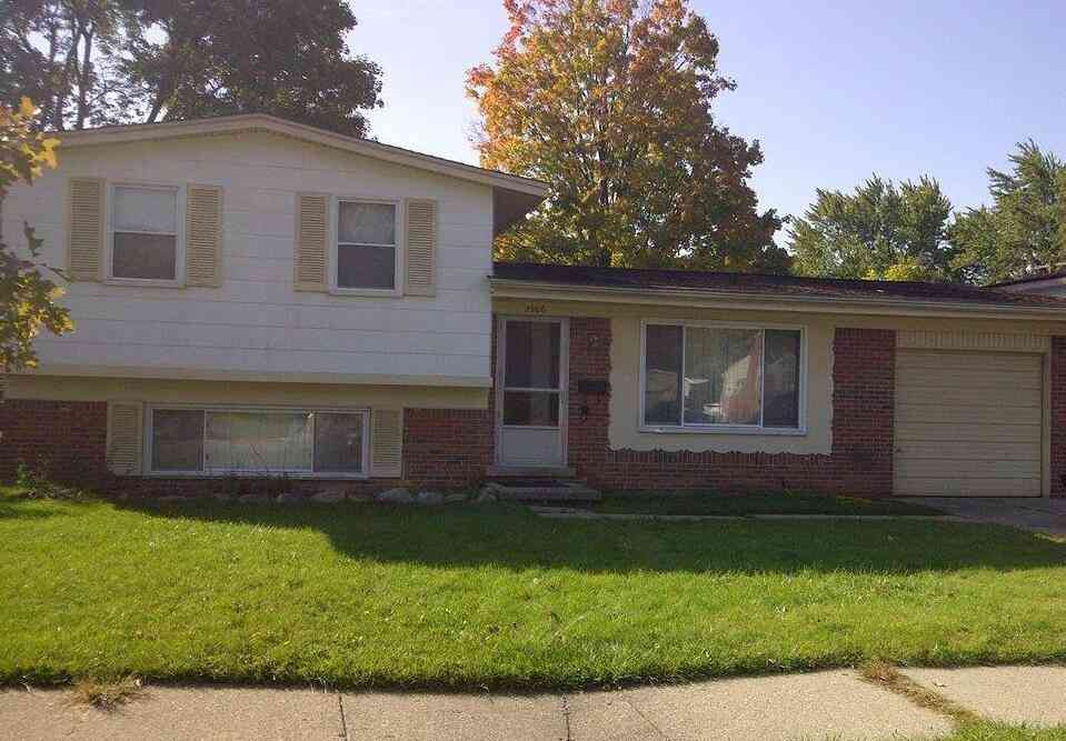 Homes For Sale - 2906 Marshall Street<br/> Washtenaw County, Ann Arbor, MI 48108
