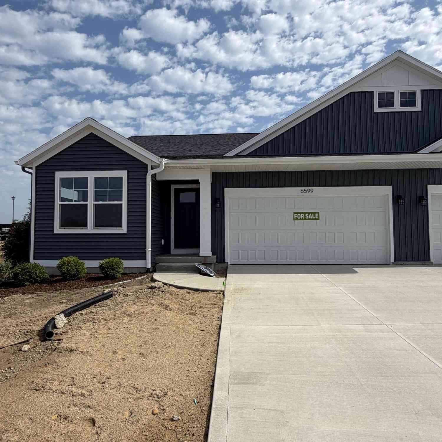 Condo For Sale - 6599 Bellflower Drive #1<br/> Zeeland, MI 49464