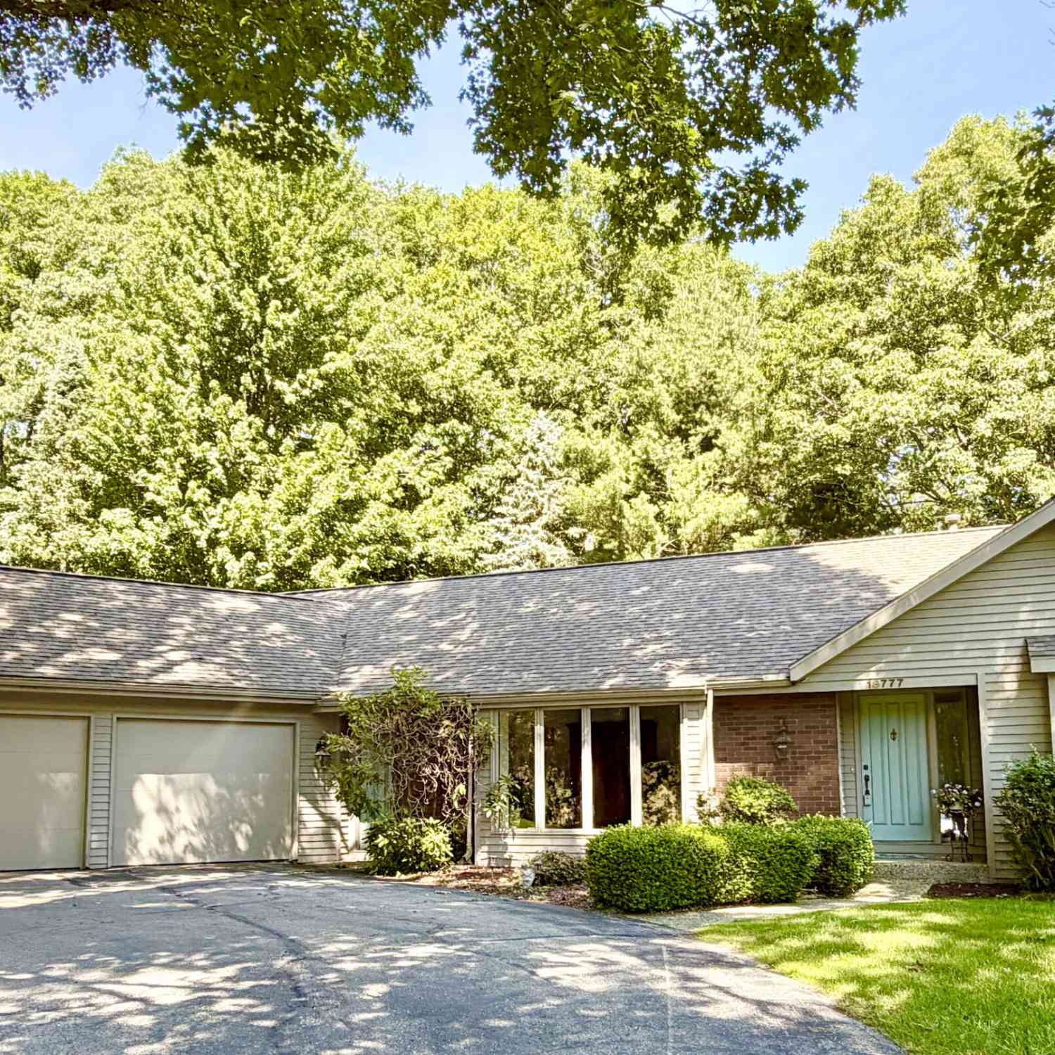 Homes For Sale - 18777 Iroquois Drive<br/> Spring Lake, MI 49456