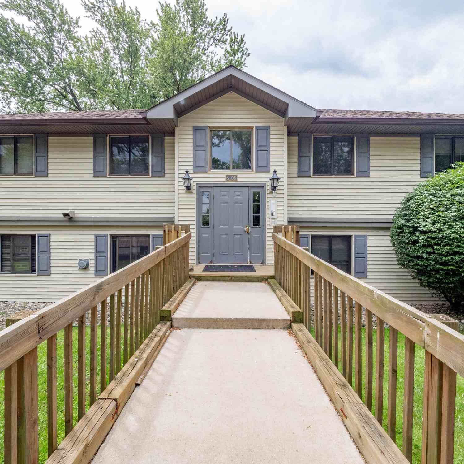 Condo For Sale - 6109 Danford Creek #3<br/> Kalamazoo, MI 49009