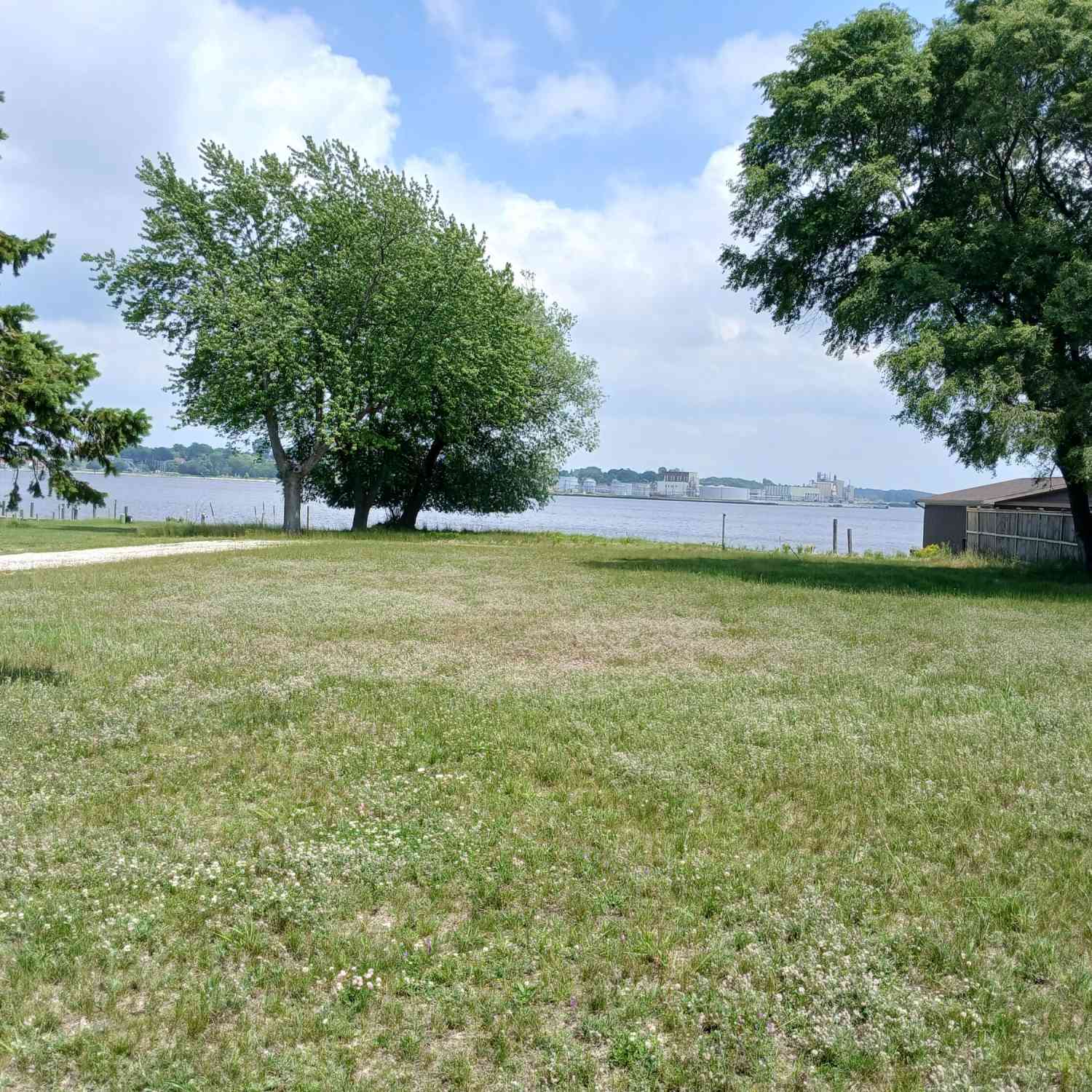 Vacant Land For Sale - 846 S Lakeshore Drive #PARCEL ''C''<br/> Ludington, MI 49431