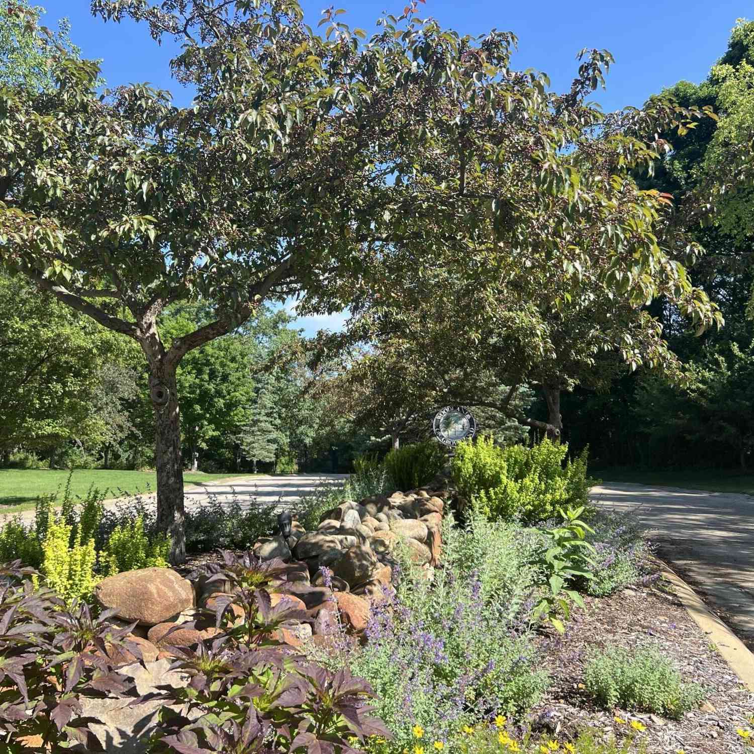 Vacant Land For Sale - 15267 Oak Hollow Drive<br/> Oakland County, Holly, MI 48442