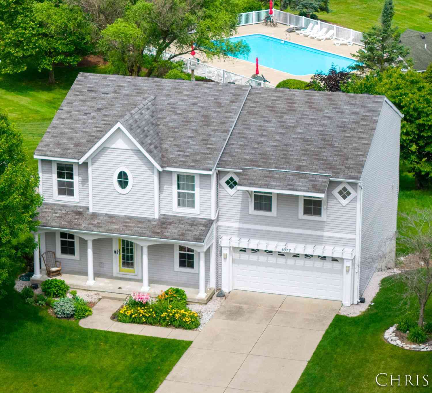 Homes For Sale - 1877 Sun Park Drive<br/> Zeeland, MI 49464
