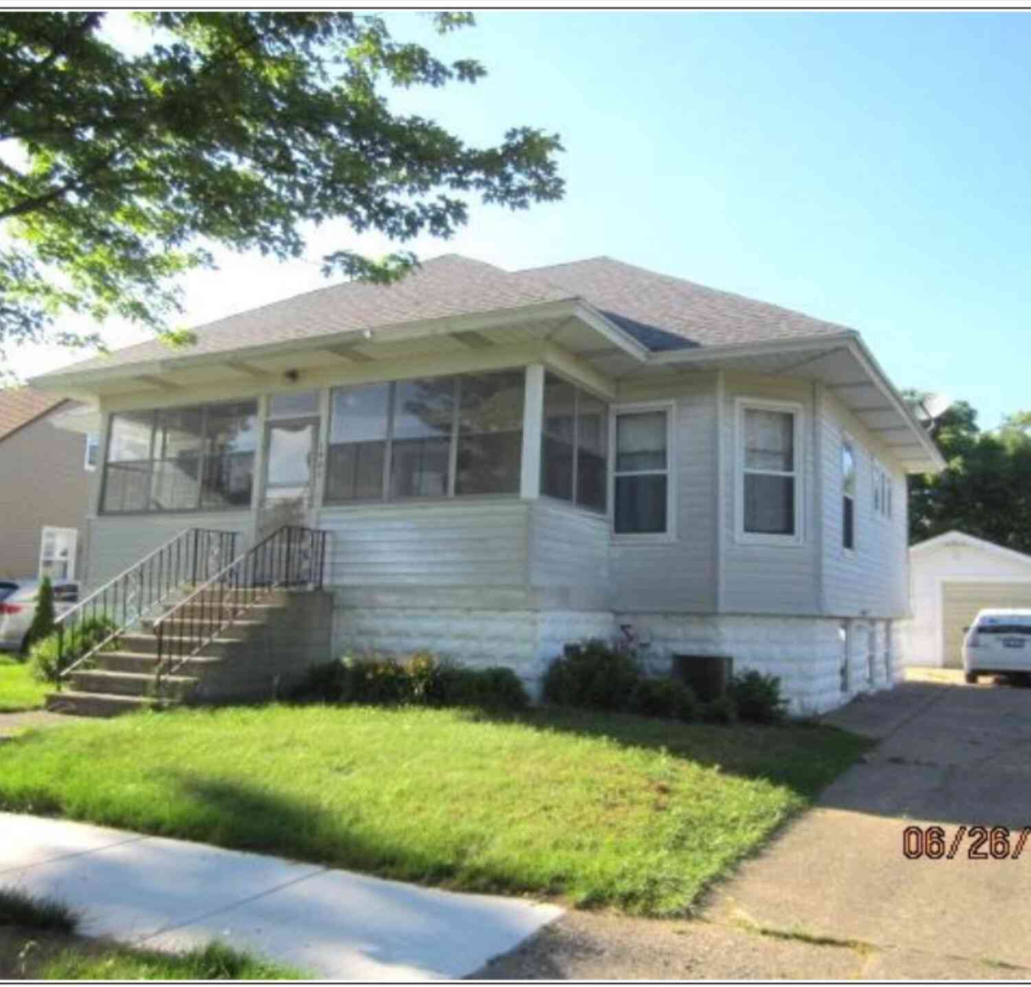 Homes For Sale - 1407 Franklin Avenue<br/> Ottawa County, Grand Haven, MI 49417