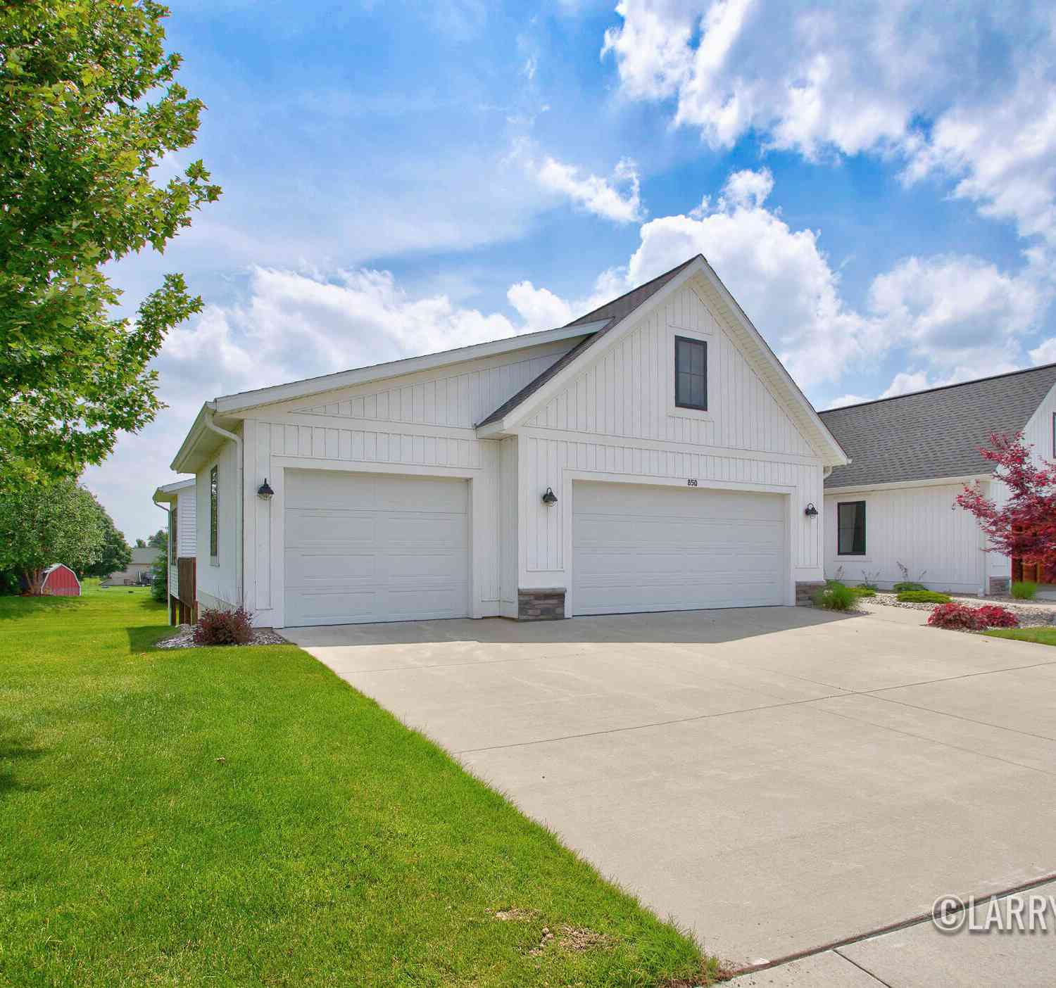 Condo For Sale - 850 Harper Woods Drive #24<br/> Byron Center, MI 49315