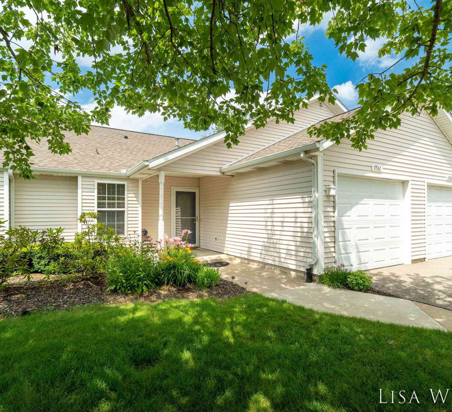 Condo For Sale - 11967 Willow Wood Lane<br/> Holland, MI 49424