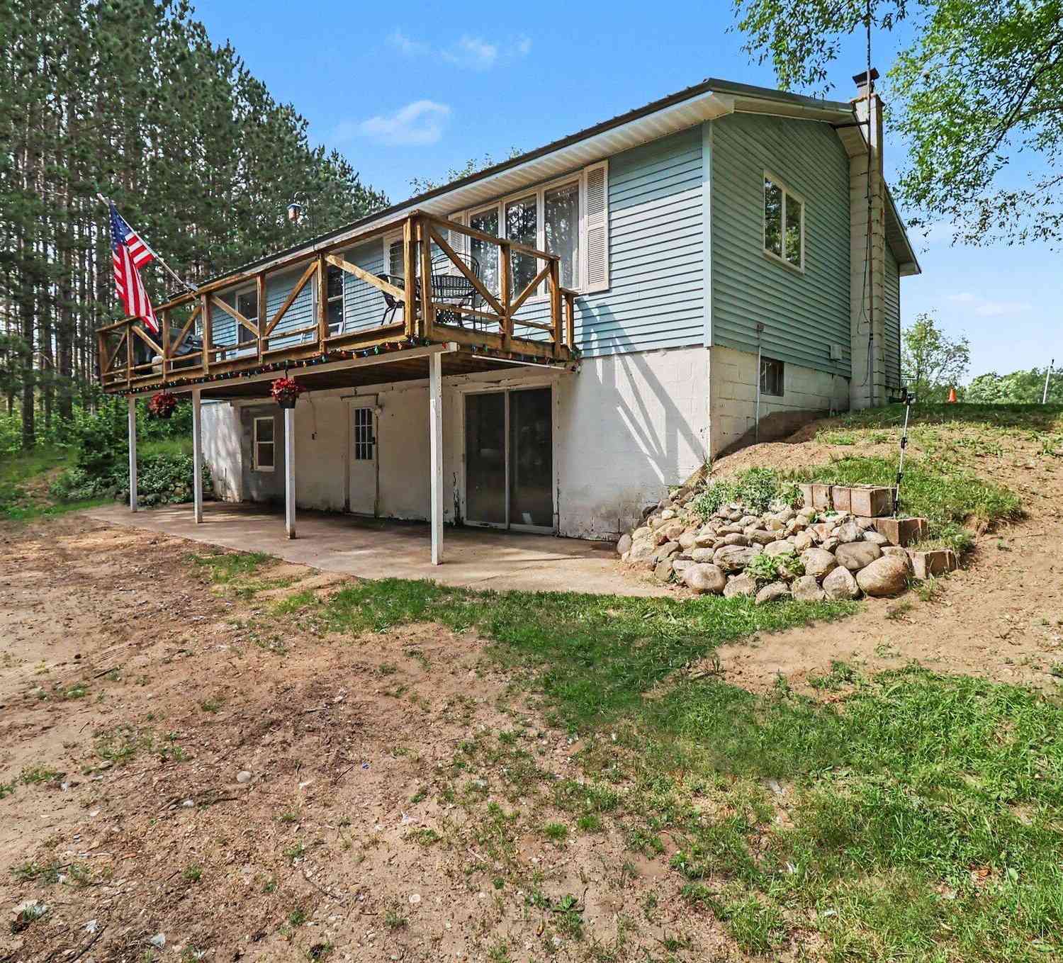 Homes For Sale - 18833 Psutka Road<br/> Thompsonville, MI 49683