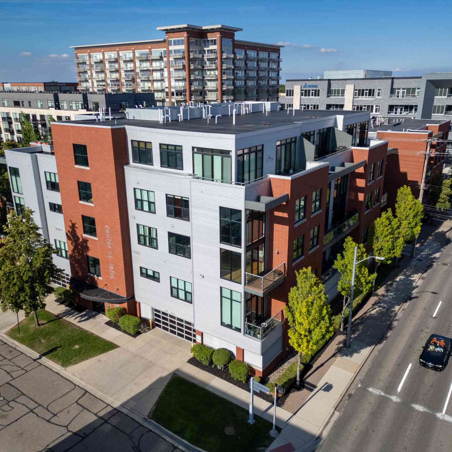 Condo For Sale - 100 N Center Street<br/> Royal Oak, MI 48067