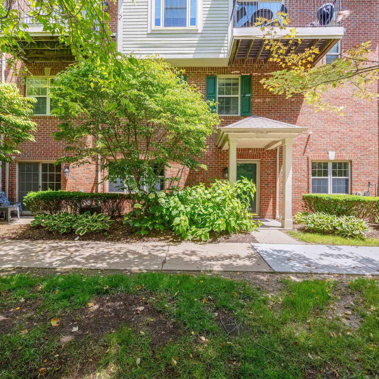 Condo For Sale - 39688 Rockcrest Lane<br/> Northville, MI 48168