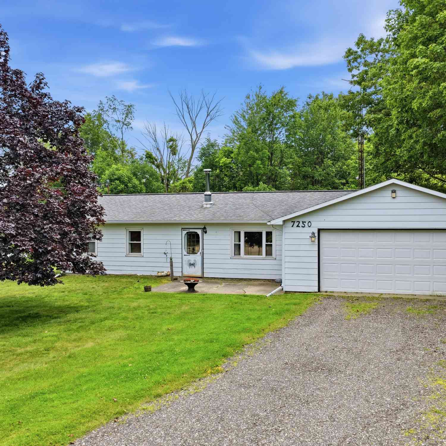 Homes For Sale - 7250 101st Avenue<br/> Allegan County, South Haven, MI 49090