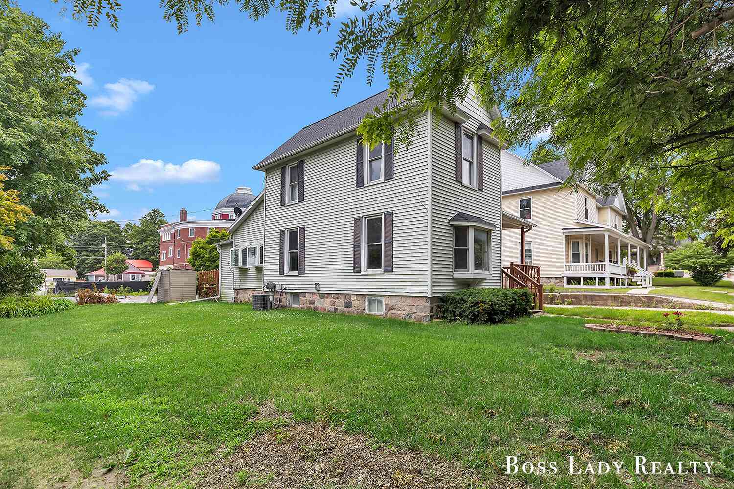 Homes For Sale - 305 S Broadway Street<br/> Hastings, MI 49058
