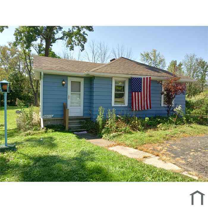 Homes For Rent - 20113 Huron River Drive<br/> Wayne County, Rockwood, MI 48173
