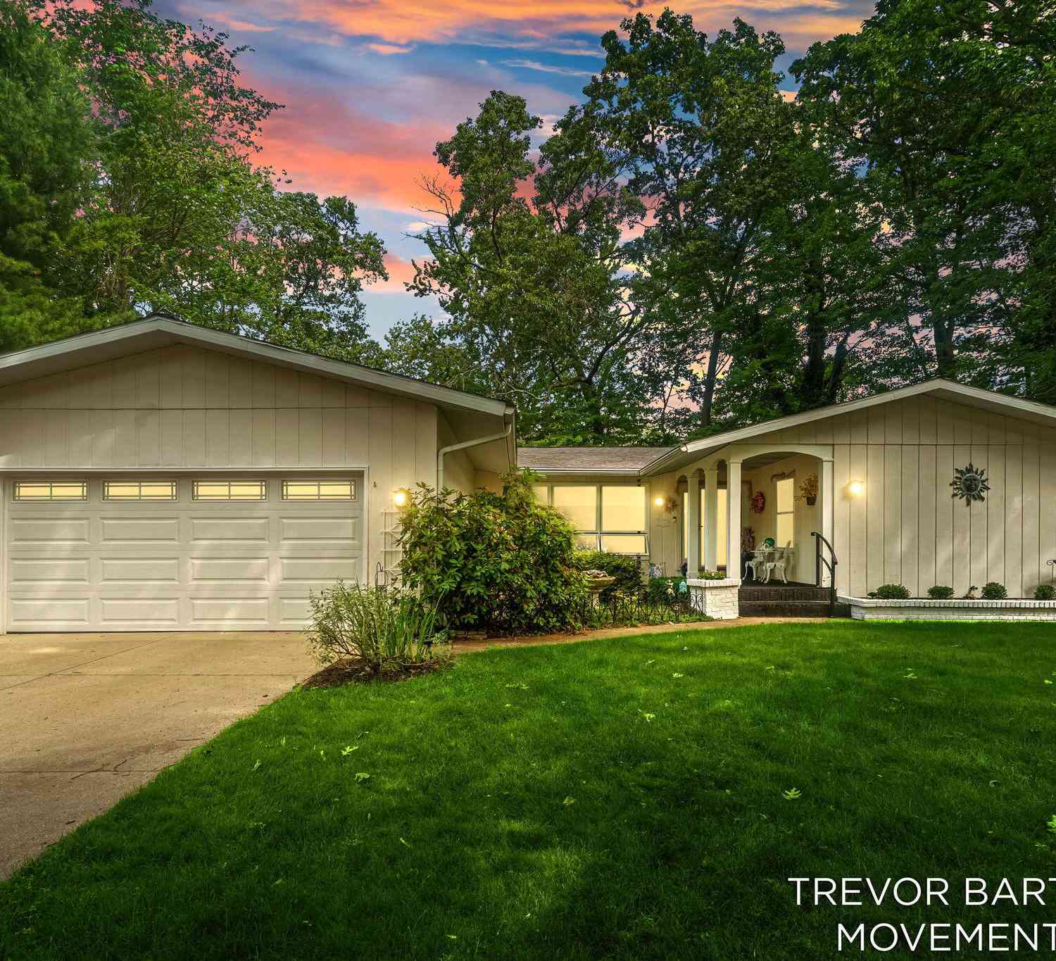 Homes For Sale - 1292 Edinborough Drive<br/> Norton Shores, MI 49441