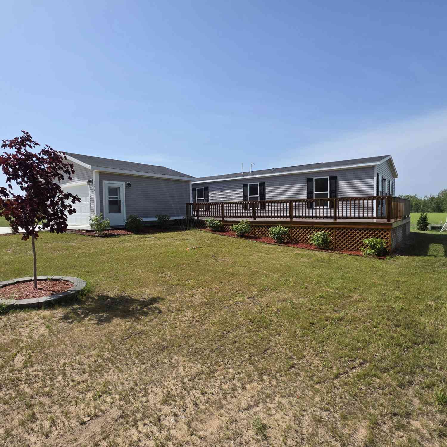 Mobile Home For Sale - 5556 W Lake Boulevard<br/> Oceana County, Hart, MI 49420