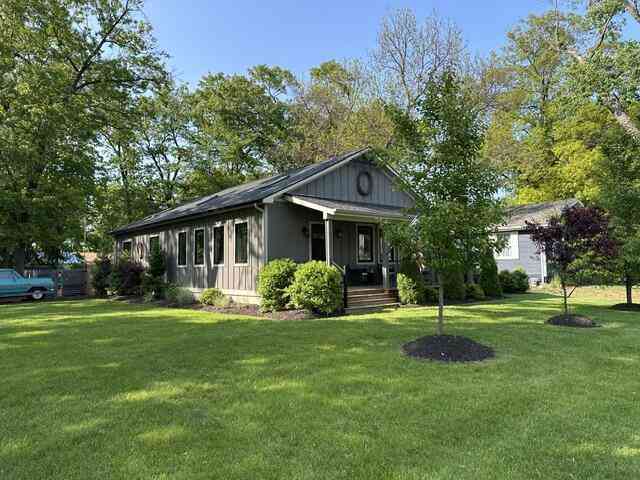 Homes For Sale - 820 W Indiana Street<br/> New Buffalo, MI 49117