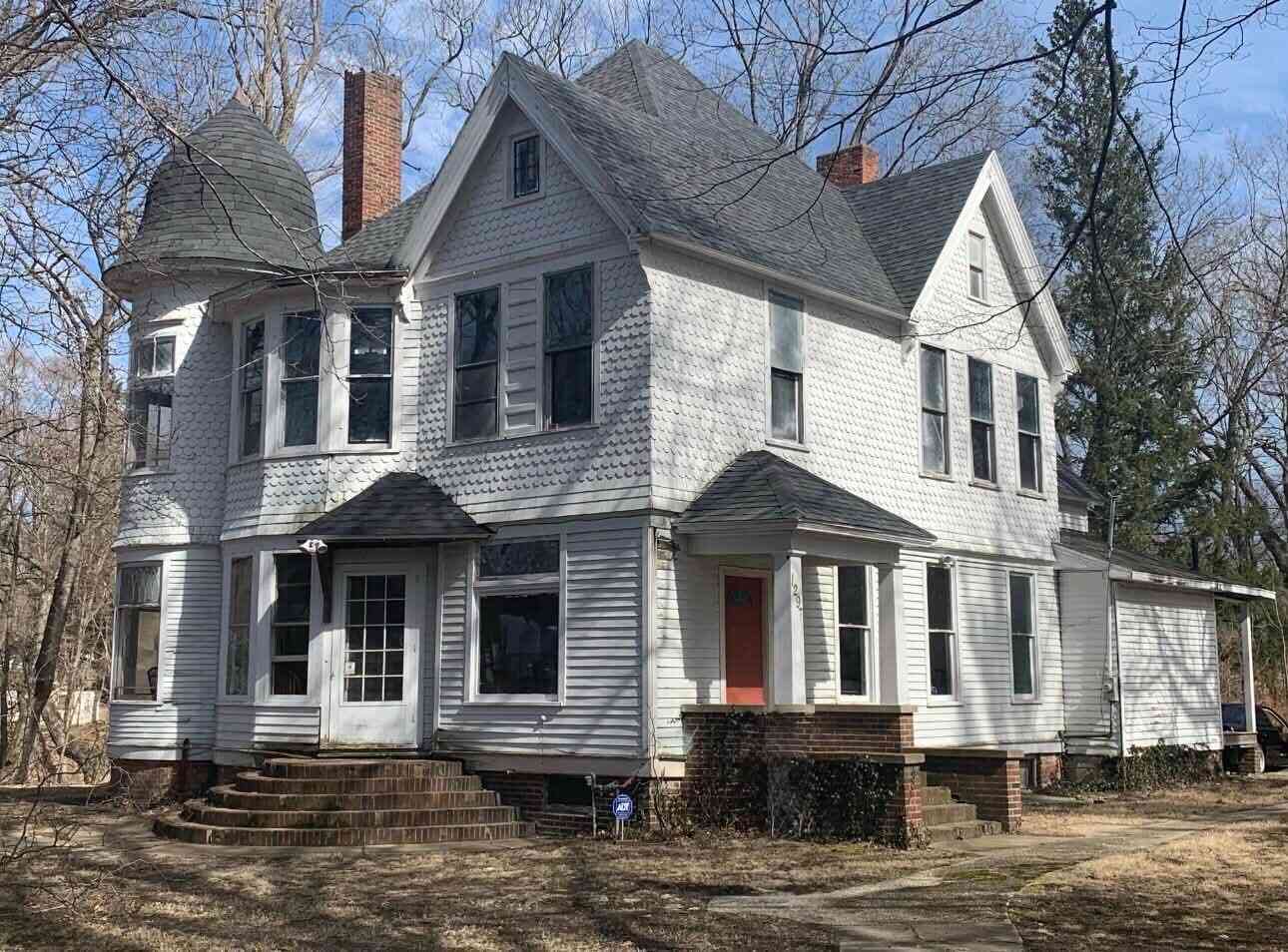Homes For Sale - 1297 Colfax Avenue<br/> Benton Harbor, MI 49022