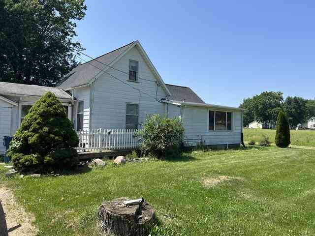 Homes For Sale - 1984 Greenly Avenue<br/> Benton Harbor, MI 49022