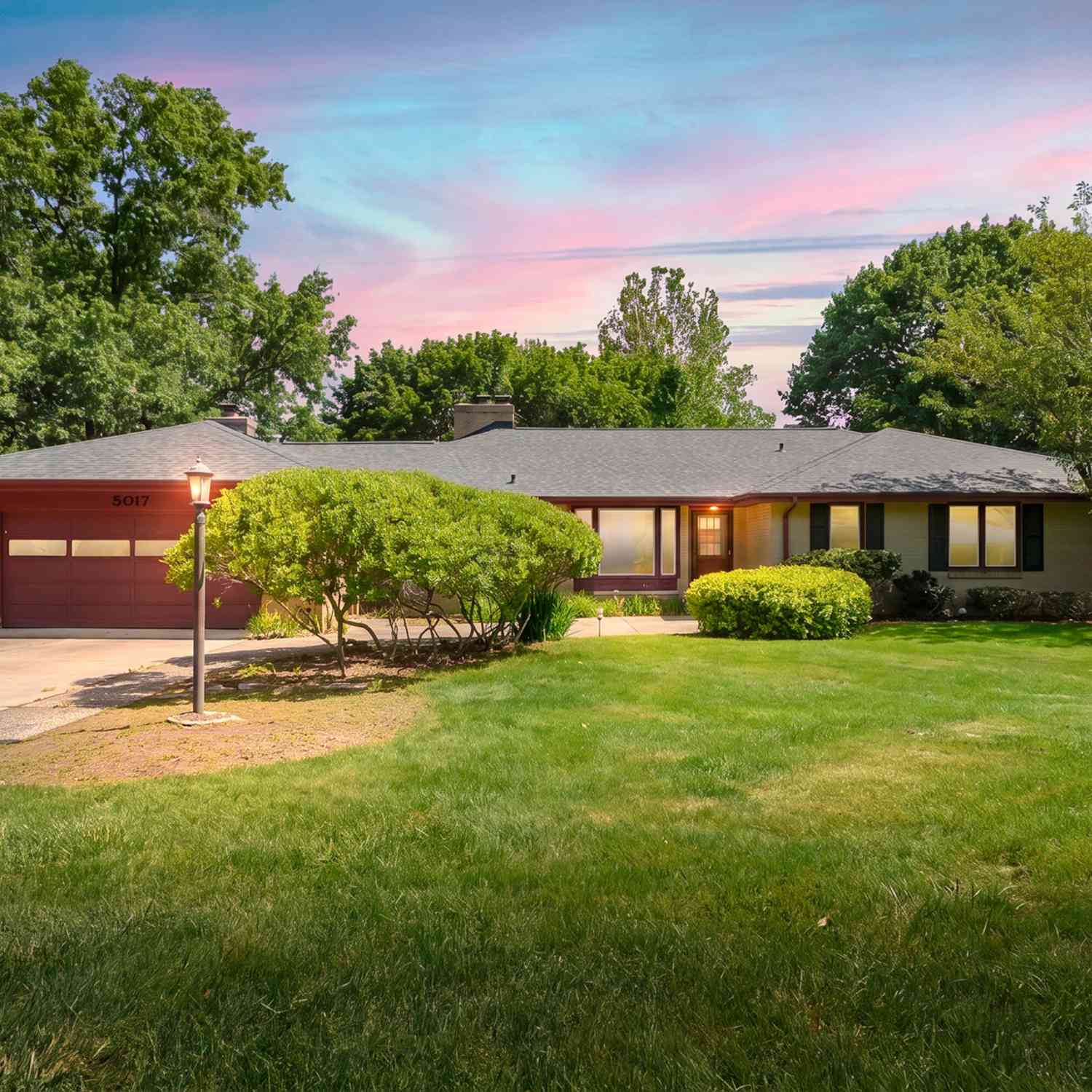Homes For Sale - 5017 Merryview Drive<br/> Portage, MI 49024