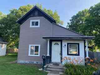 Homes For Sale - 421 E Division Street<br/> Dowagiac, MI 49047