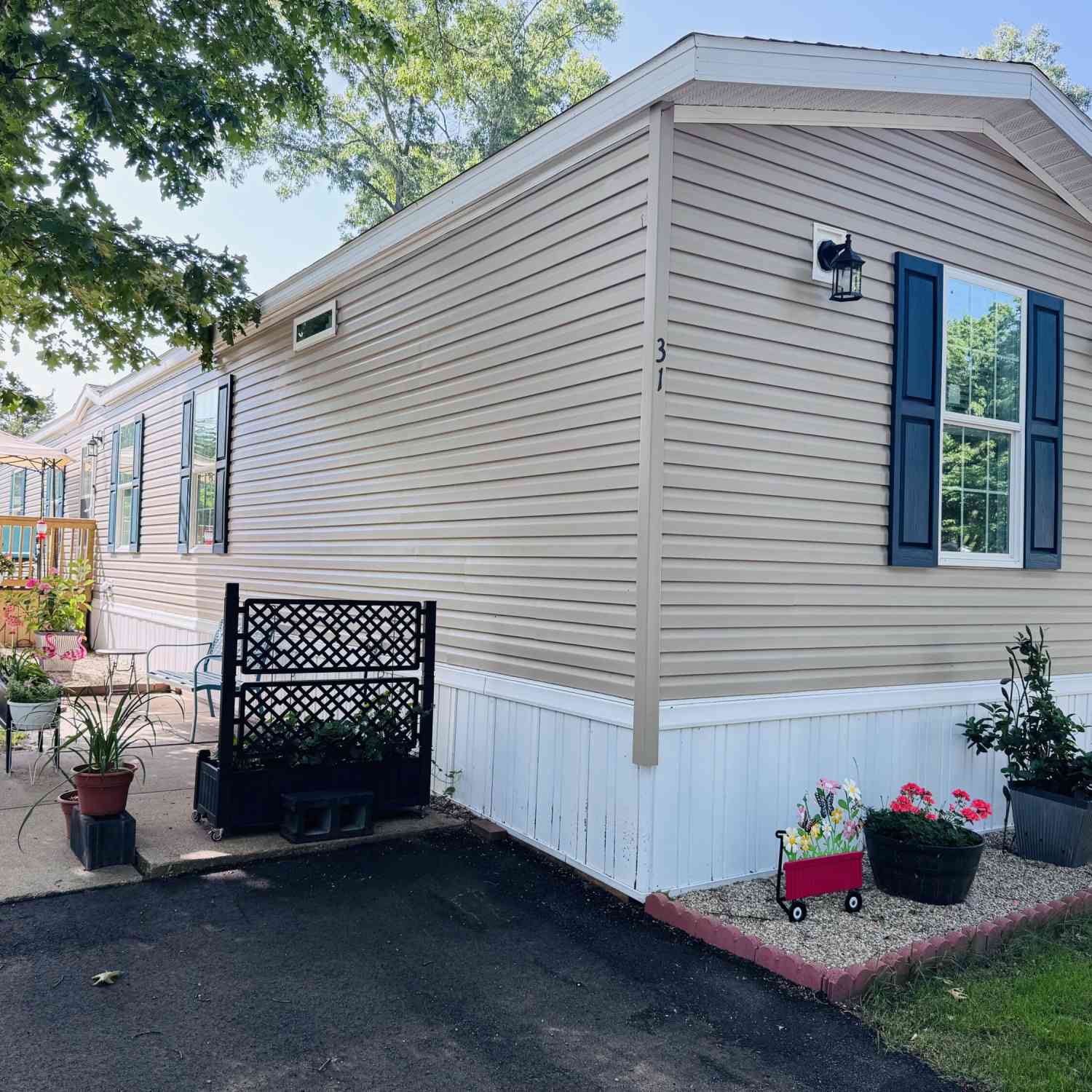 Mobile Home For Sale - 2330 E Main Street #31<br/> Niles, MI 49120
