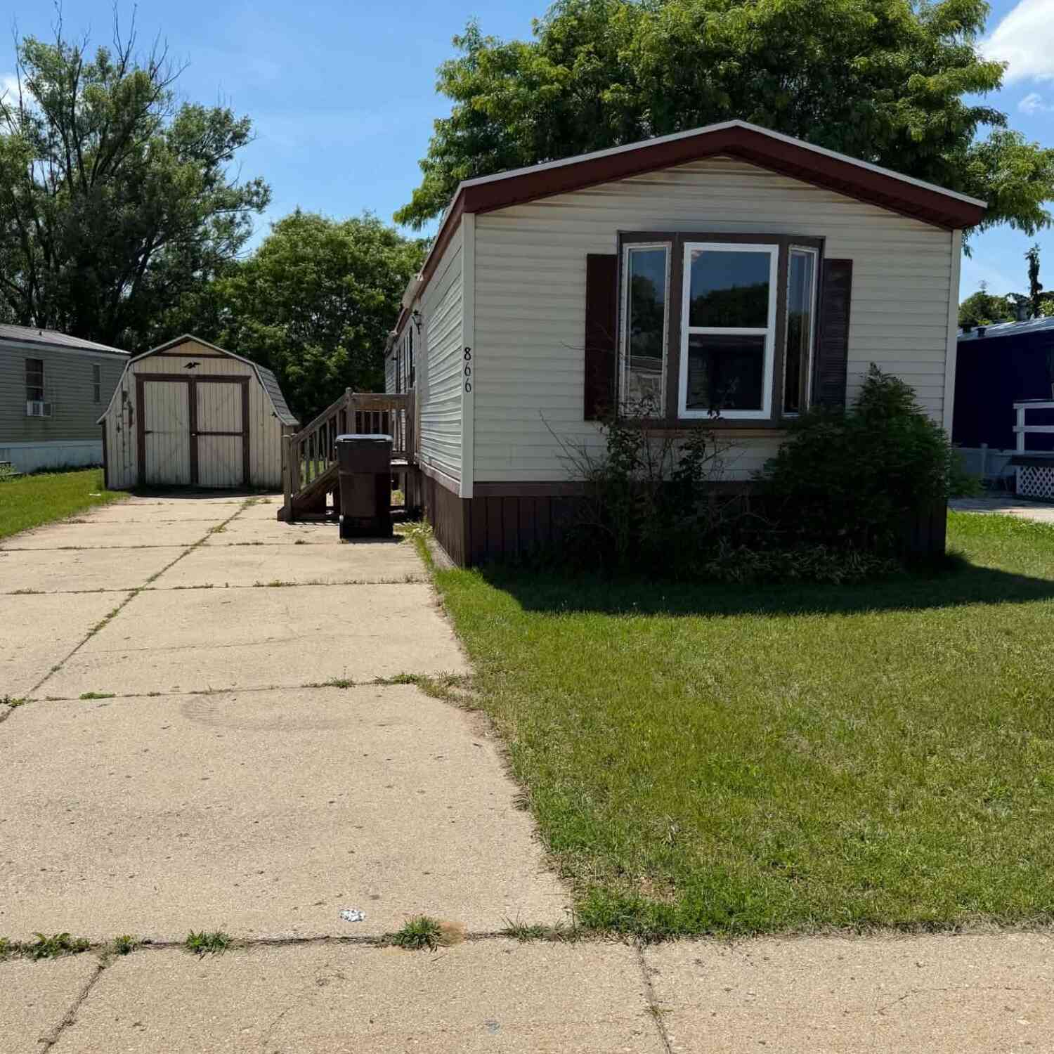 Mobile Home For Sale - 866 Riverbend Lane<br/> Barry County, Middleville, MI 49333