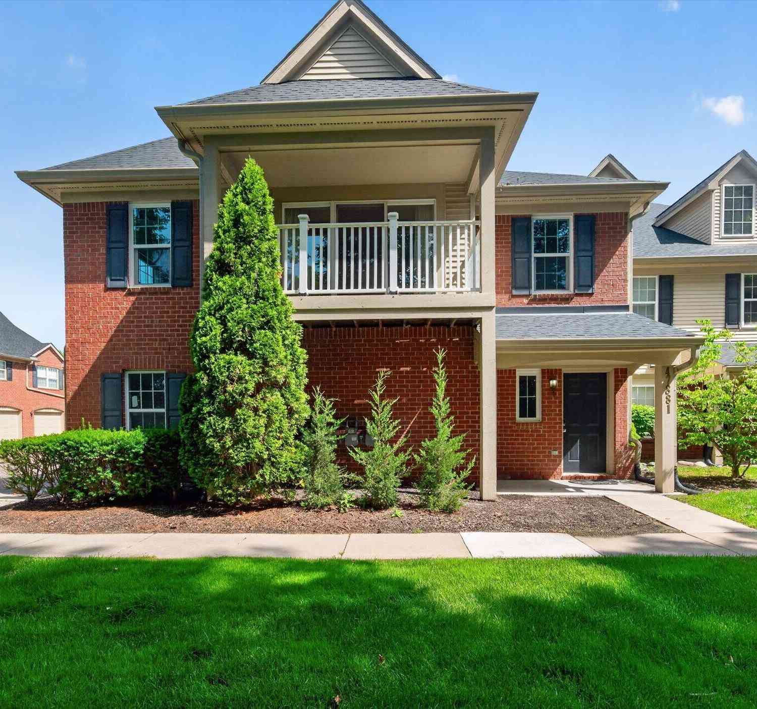 Condo For Sale - 47881 Cardiff Avenue<br/> Wayne County, Canton, MI 48188