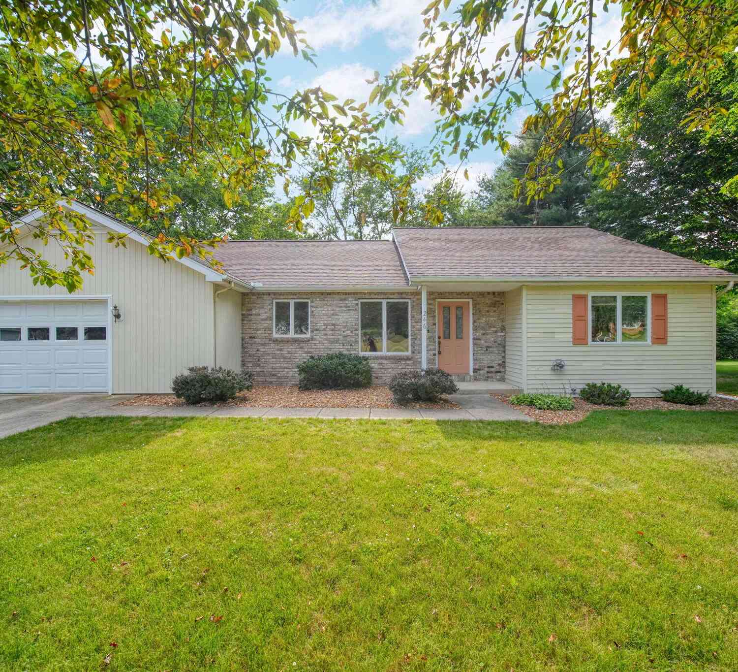 Homes For Sale - 246 Village Lane<br/> Concord, MI 49237