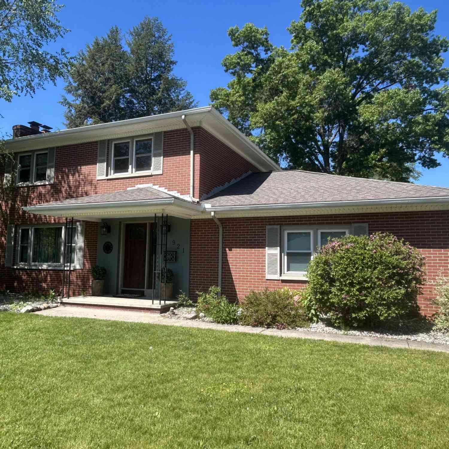 Homes For Sale - 921 Par 4 Circle<br/> Kalamazoo, MI 49008