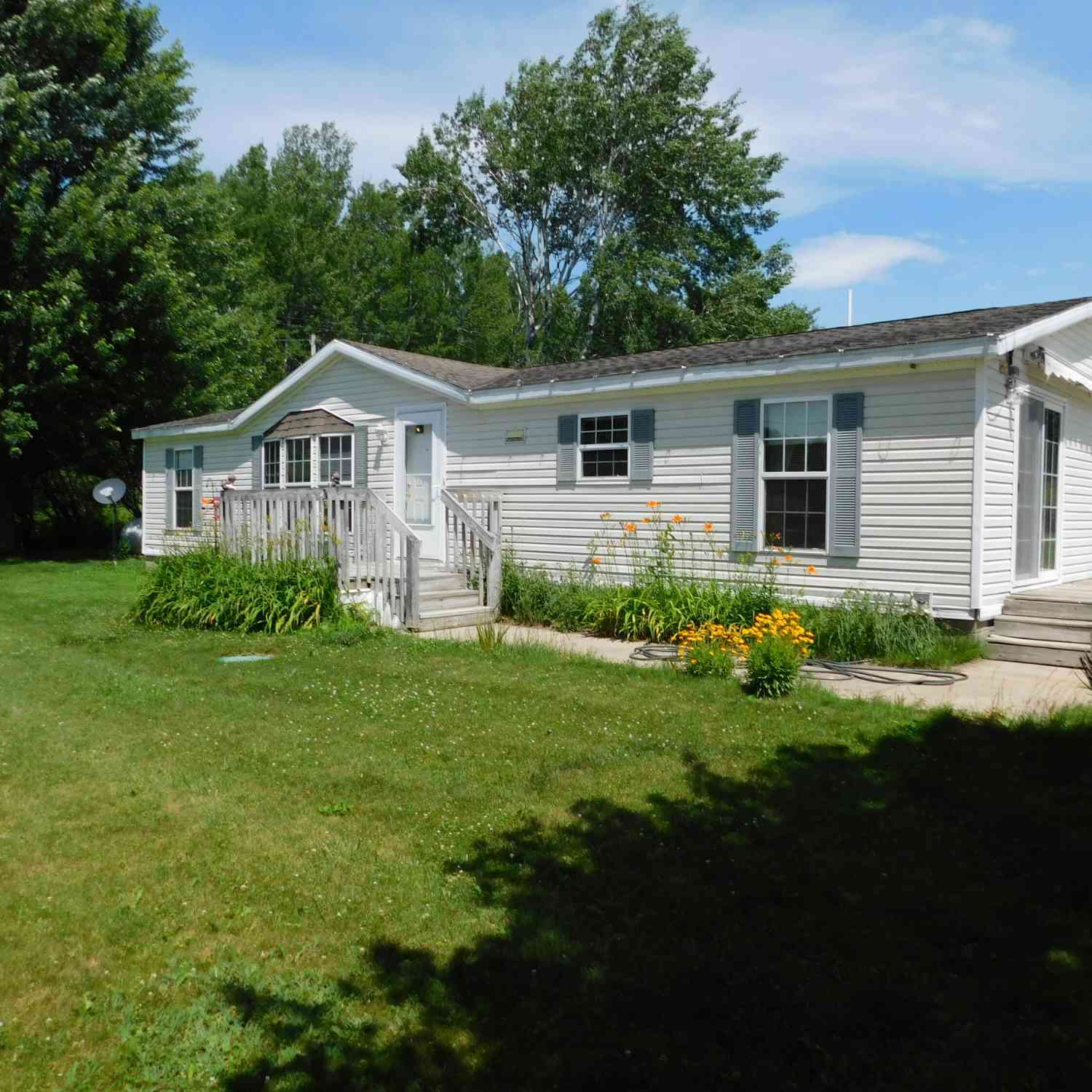Homes For Sale - 250 N Davis Street<br/> Wexford County, Harrietta, MI 49638
