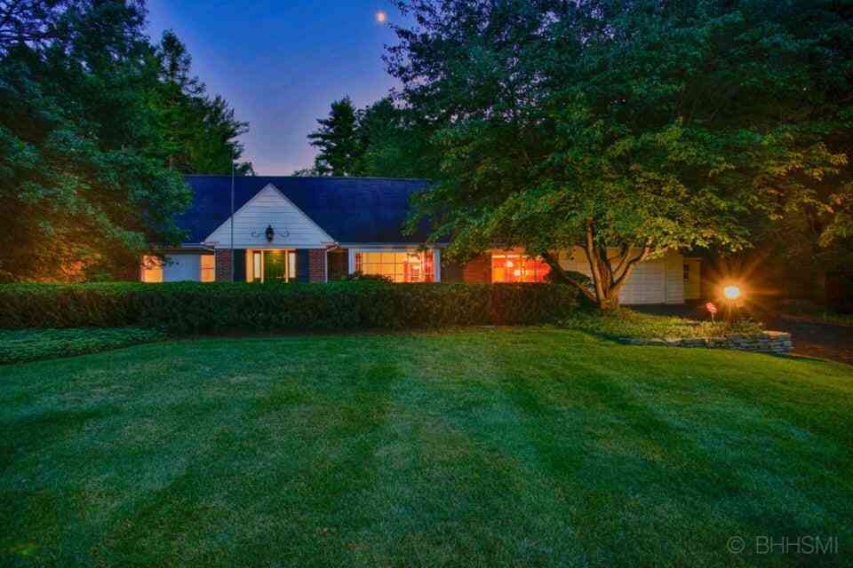 Homes For Sale - 3107 Audubon Drive<br/> Kalamazoo, MI 49008