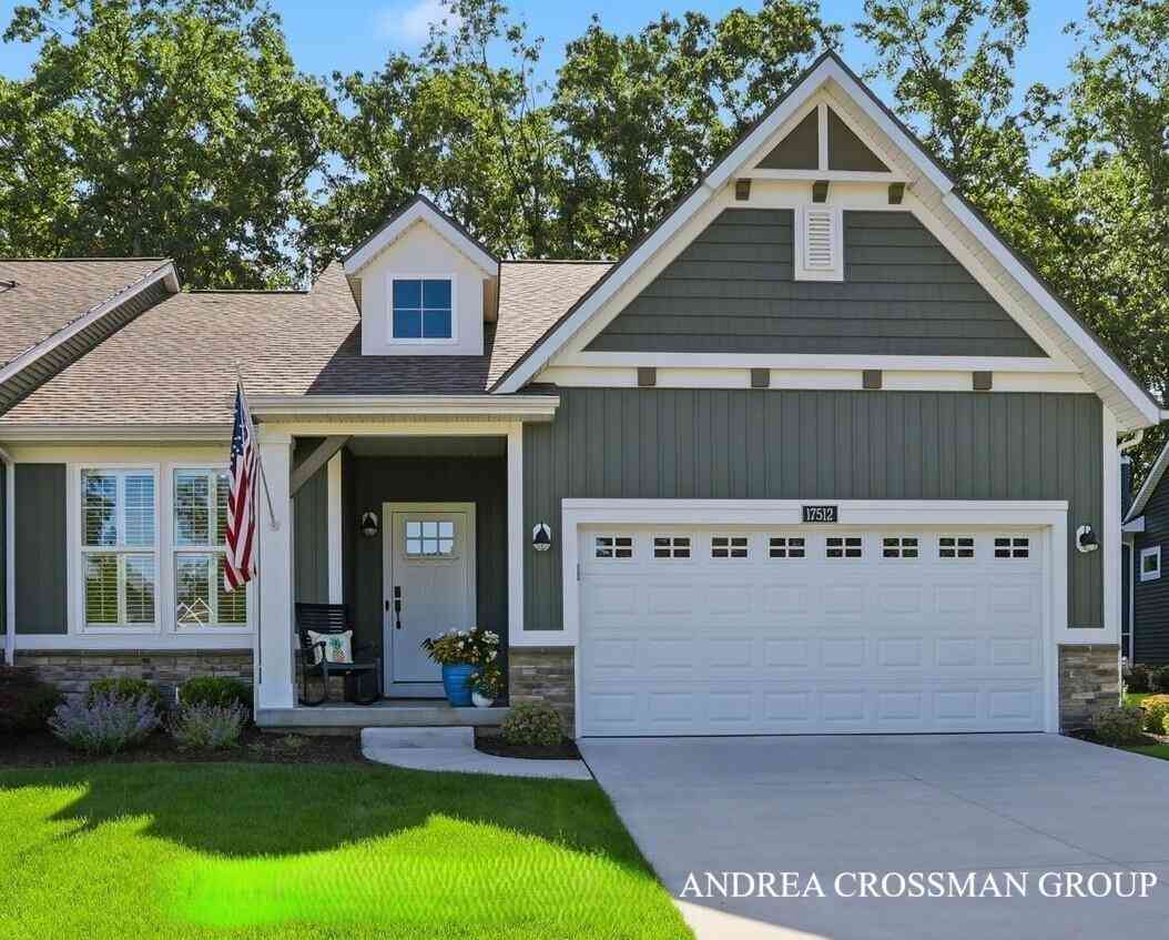 Condo For Sale - 17512 Shinnecock Drive<br/> Spring Lake, MI 49456