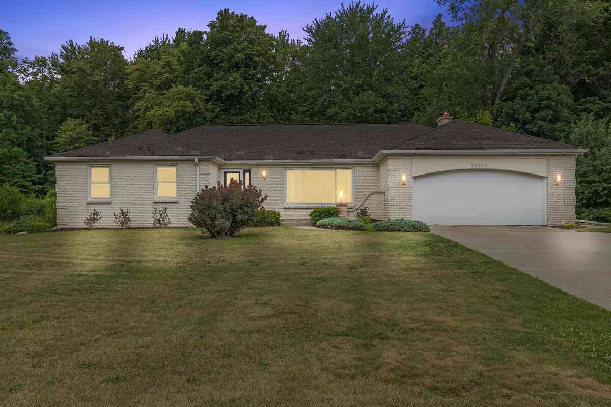 Homes For Sale - 13885 Windemere Drive<br/> Ottawa County, Grand Rapids, MI 49534
