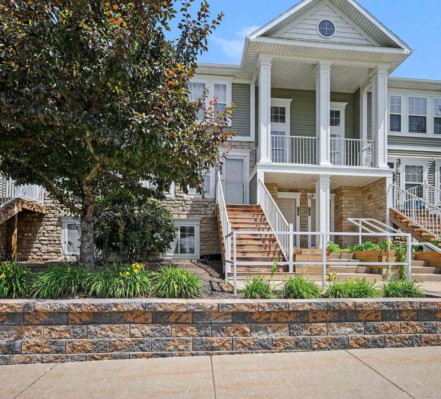 Condo For Sale - 4870 Ausable River Drive<br/> Kent County, Wyoming, MI 49418