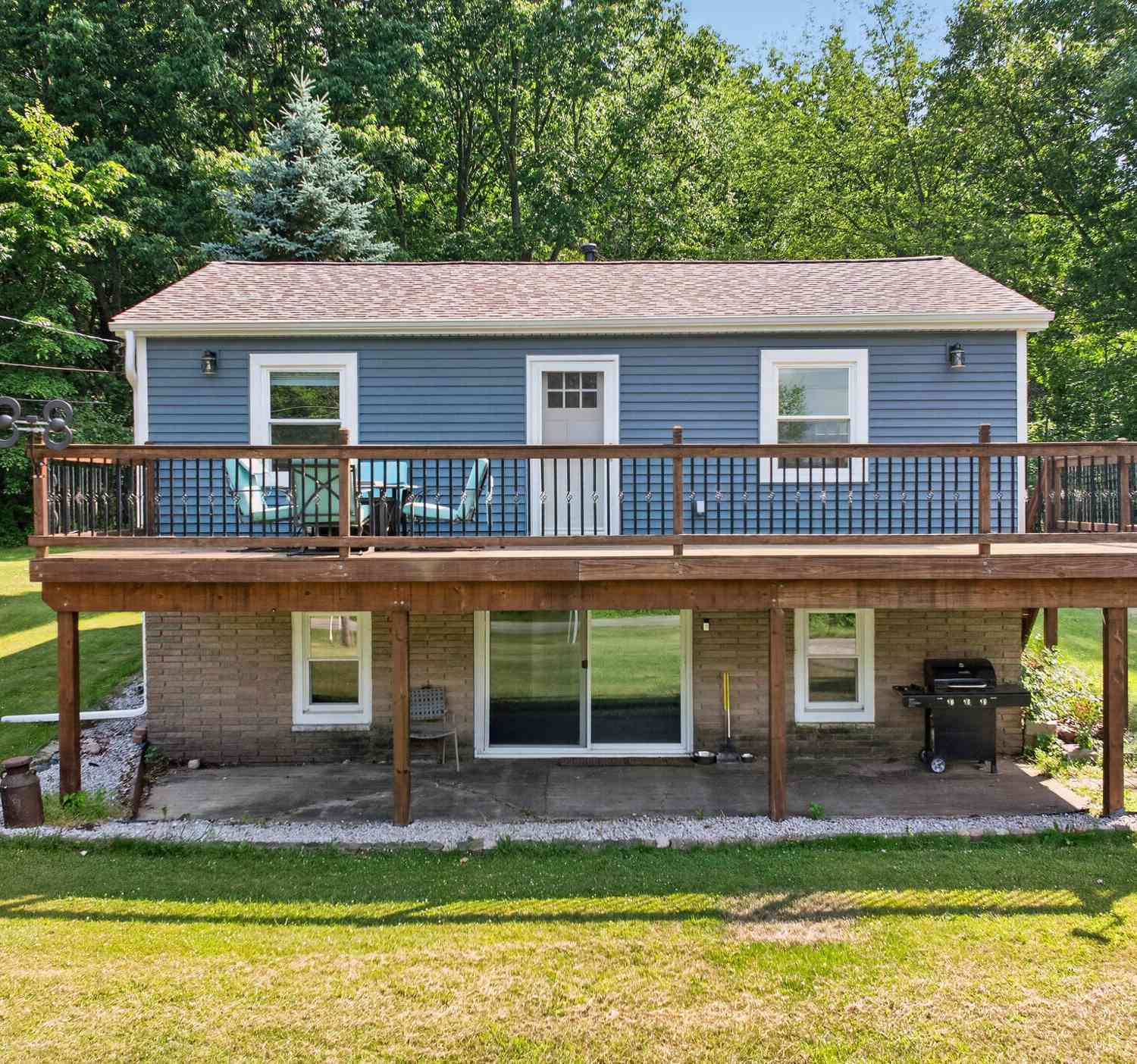 Homes For Sale - 10932 Baker Road<br/> Jerome, MI 49249