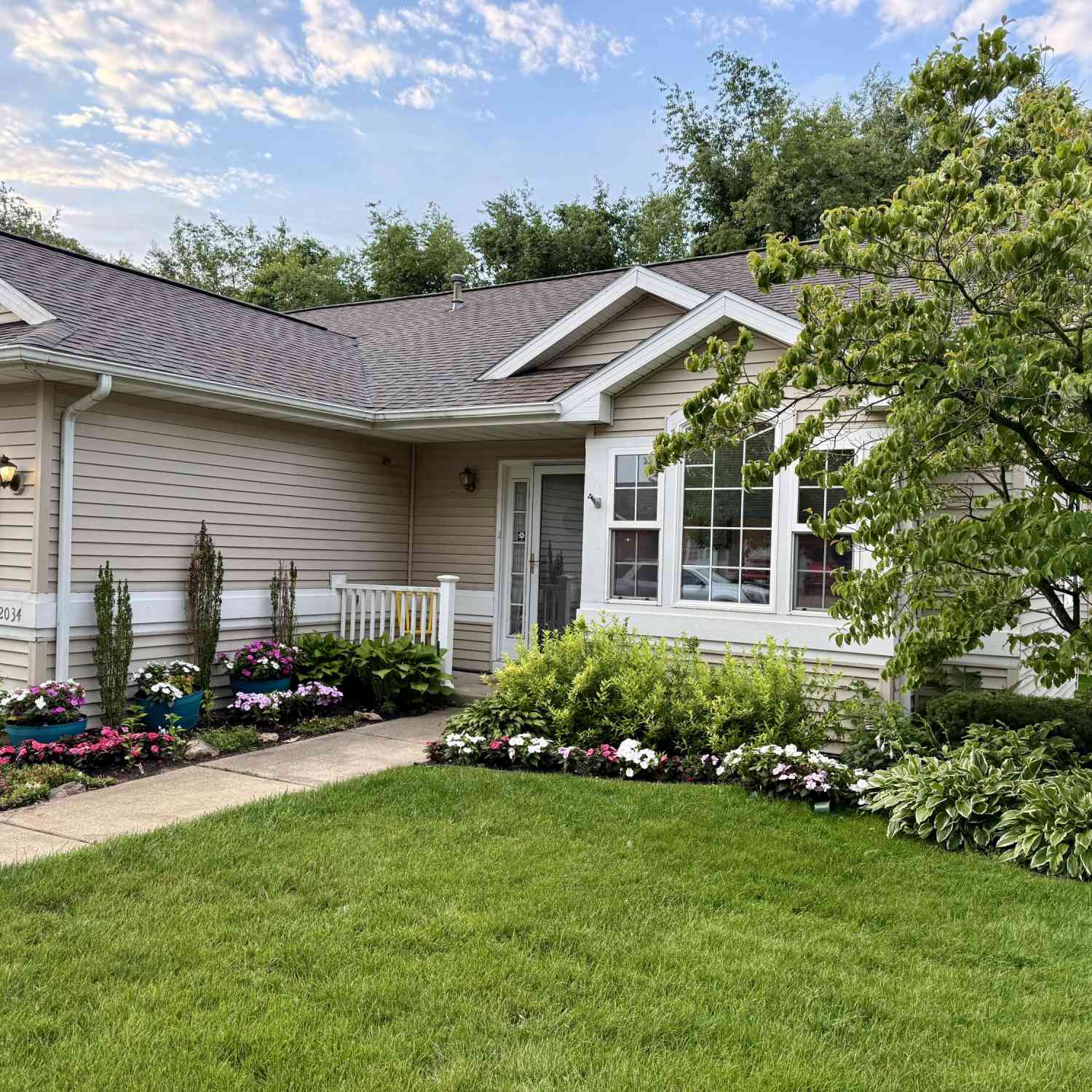 Condo For Sale - 2034 Quail Cove Drive<br/> Kalamazoo, MI 49009