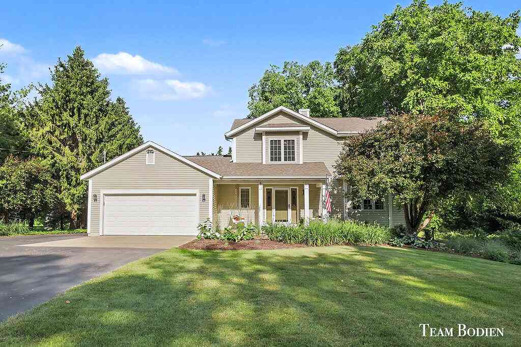 Homes For Sale - 8925 Shaner Avenue<br/> Rockford, MI 49341