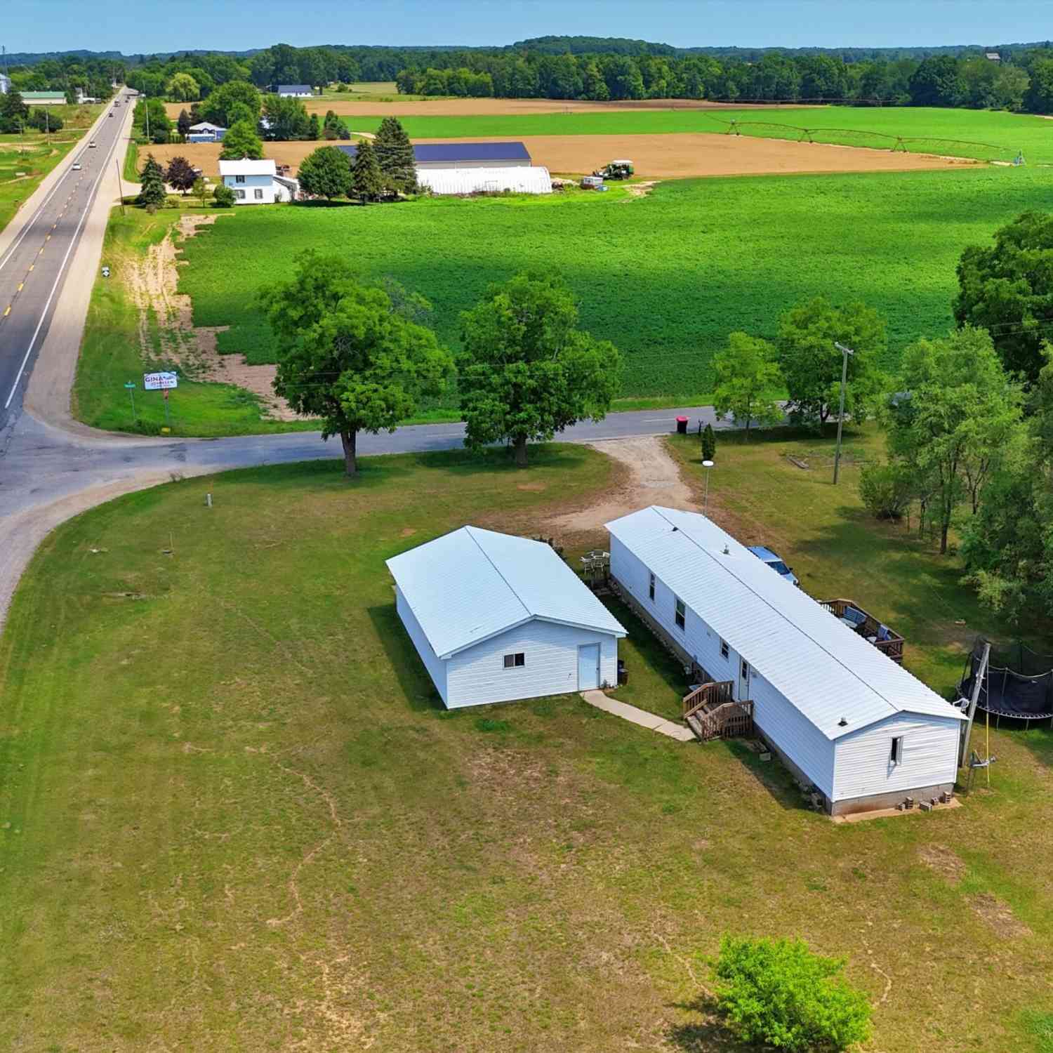 Mobile Home For Sale - 9479 N Bailey Road<br/> Howard City, MI 49329