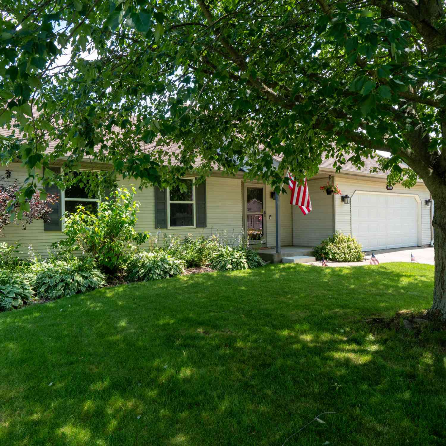 Homes For Sale - 4944 Black Oak Lane<br/> Kalamazoo County, Kalamazoo, MI 49004